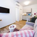 Amaris Luxury Lägenhet
