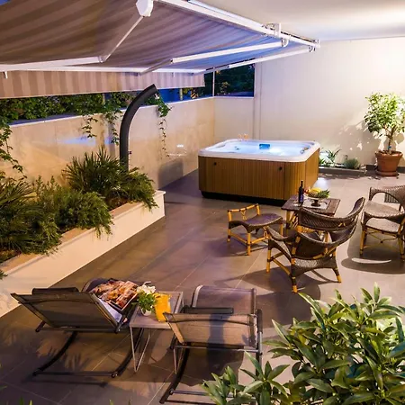 Amaris Luxury Спліт