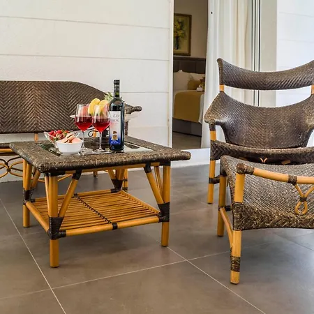 Amaris Luxury Апартаменты *