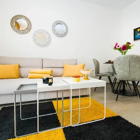 Апартаменти Amaris Luxury