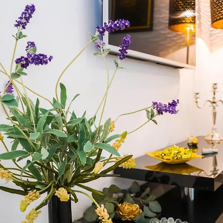 Апартаменти Amaris Luxury *