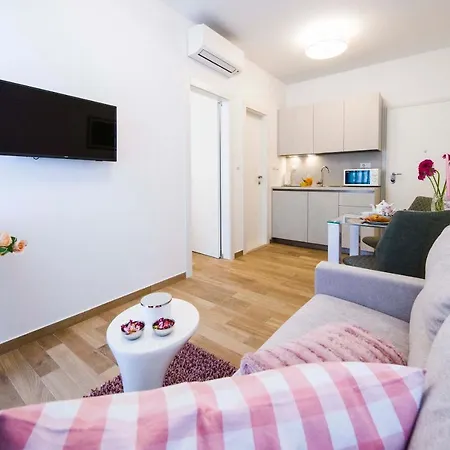 Amaris Luxury Апартаменты