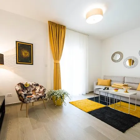 Amaris Luxury Apartment