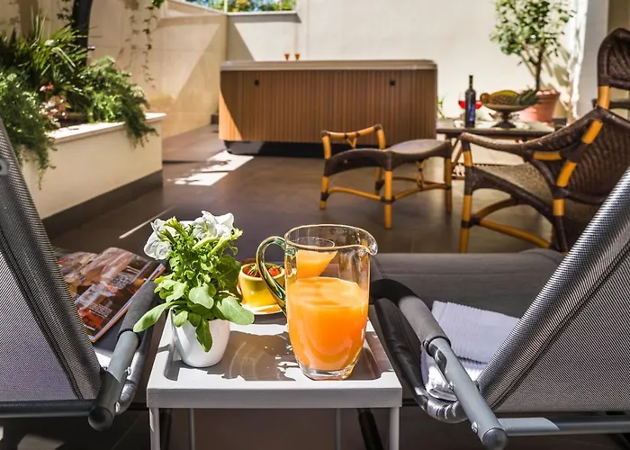 Amaris Luxury 公寓