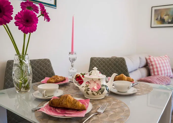 Amaris Luxury 公寓